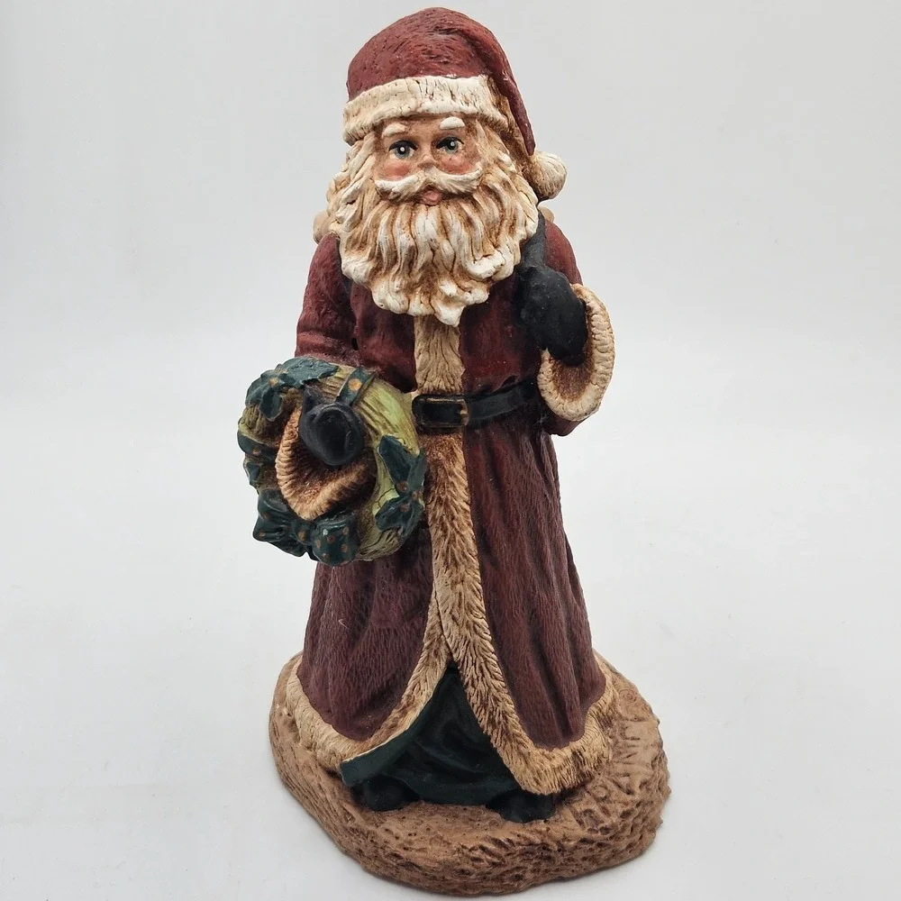 Vintage Hand Crafted‎ Santa Claus Figurine Teddy Bear Wreath Christmas Decor